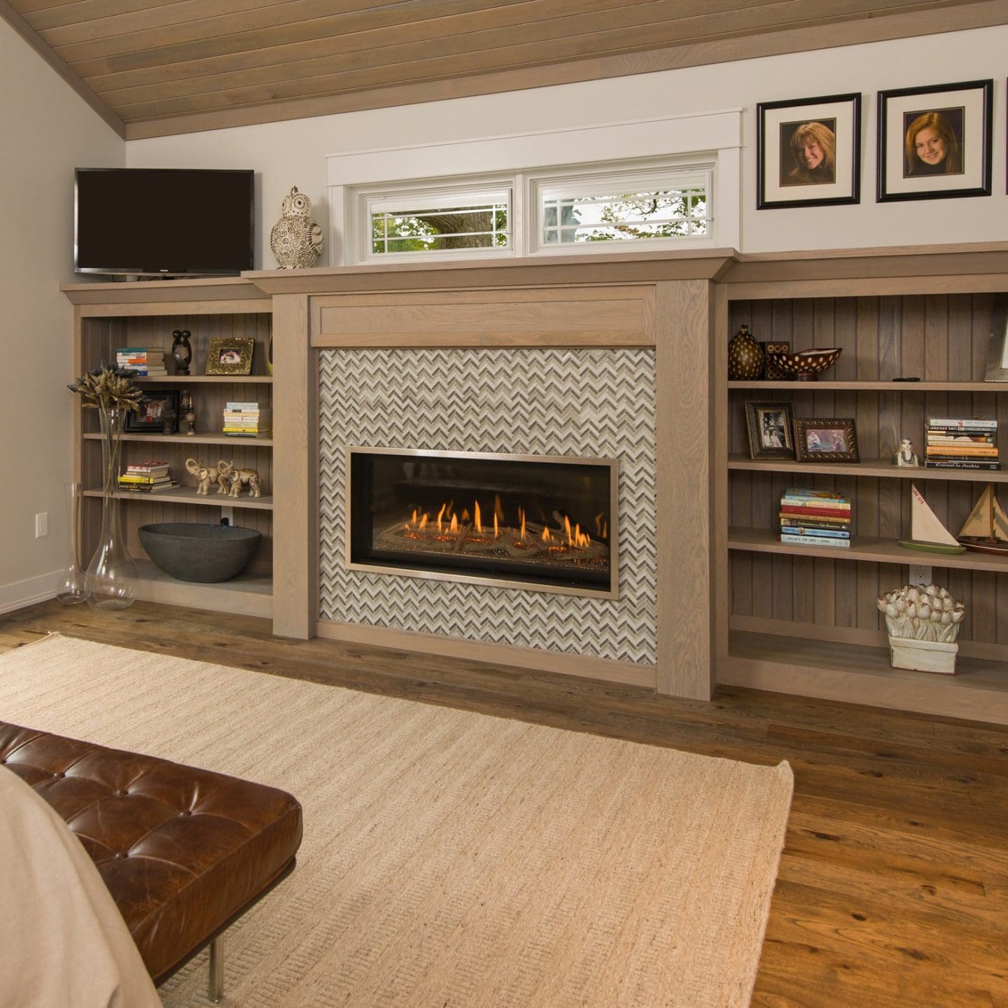 Stock Image - Kozy Heat Slayton 42 S Fireplaces - Stove Depot and Chimney Works