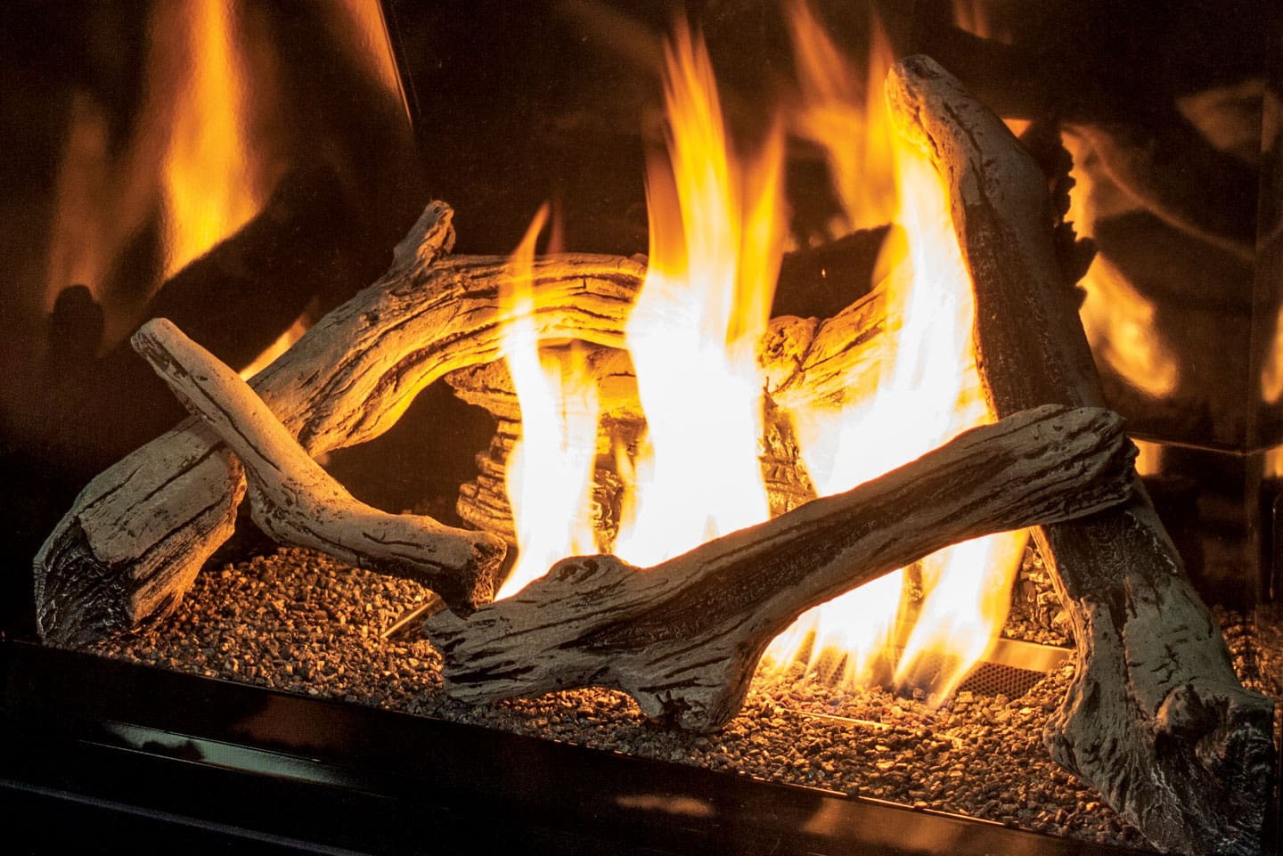 Stock Image - Urbana - U44 Fireplace Urbana Gas Traditional Fireplace - Stove Depot and Chimney Works